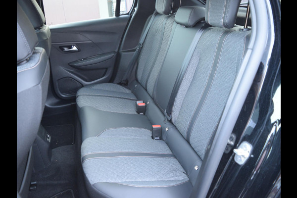 Peugeot e-208 EV Allure Avantage 51 kWh WARMTEPOMP | NAVI & CARPLAY | CAMERA MET SENSOREN |