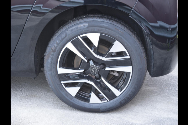 Peugeot e-208 EV Allure Avantage 51 kWh WARMTEPOMP | NAVI & CARPLAY | CAMERA MET SENSOREN |