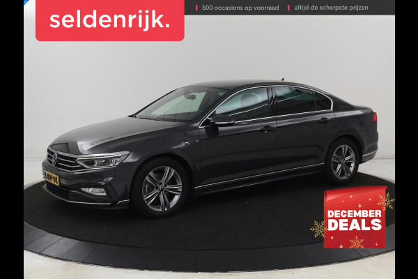 Volkswagen Passat 1.5 TSI R-Line | Nappaleder | Stoelverwarming | Camera | Carplay | Massage | Memory | Side Assist | Navigatie | Matrix LED | Adaptive cruise
