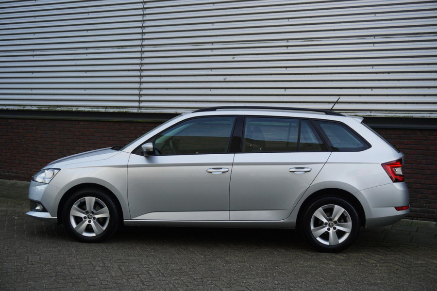 Škoda Fabia Combi 1.0 TSI 95PK Ambition/Navigatie/Cruise/CarPlay/ Parkeersensoren.