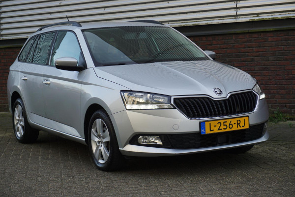 Škoda Fabia Combi 1.0 TSI 95PK Ambition/Navigatie/Cruise/CarPlay/ Parkeersensoren.