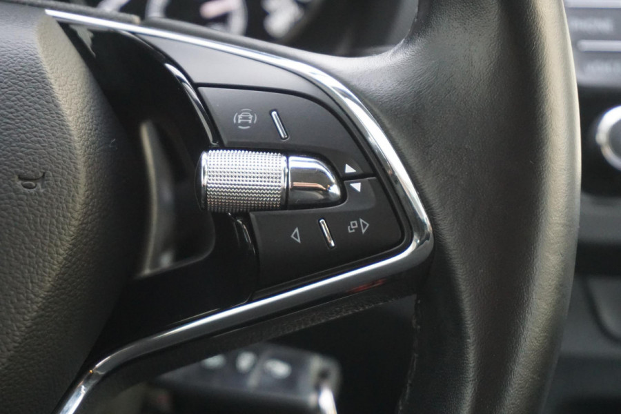 Škoda Fabia Combi 1.0 TSI 95PK Ambition/Navigatie/Cruise/CarPlay/ Parkeersensoren.