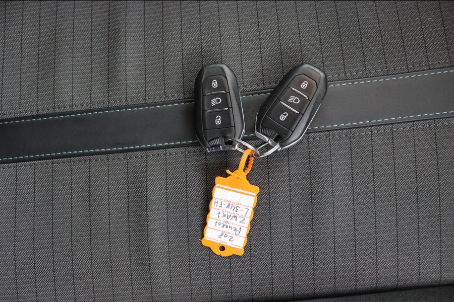 Peugeot e-208 EV Allure 50 kWh*3FASE*CRUISE*ECC*CARPLAY*CAM*