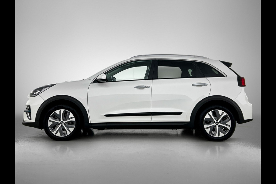 Kia e-Niro ExecutiveLine 64 kWh / Trekhaak / Leder / Xenon / Navigatie / Pdc+Camera / Apk 11-2026