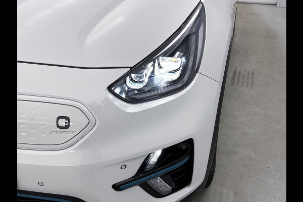 Kia e-Niro ExecutiveLine 64 kWh / Trekhaak / Leder / Xenon / Navigatie / Pdc+Camera / Apk 11-2026
