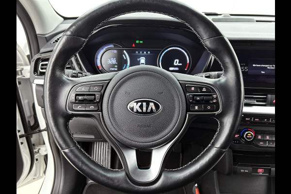Kia e-Niro ExecutiveLine 64 kWh / Trekhaak / Leder / Xenon / Navigatie / Pdc+Camera / Apk 11-2026