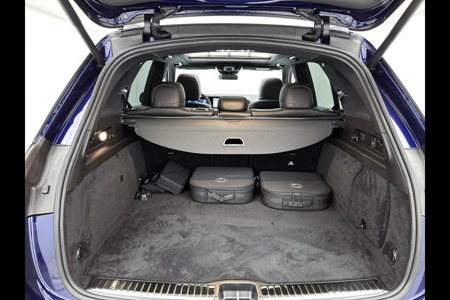 Mercedes-Benz GLE AMG 53 Hybrid 4MATIC+ Night Edition Premium Plus | Sierdelen AMG carbon | Trekhaak | AMG Nappaleder Exclusief STYLE | Stoelverwarming achter | 22 inch AMG velgen | Treeplanken | Rijassistentiepakket | Stoelventilatie voor |