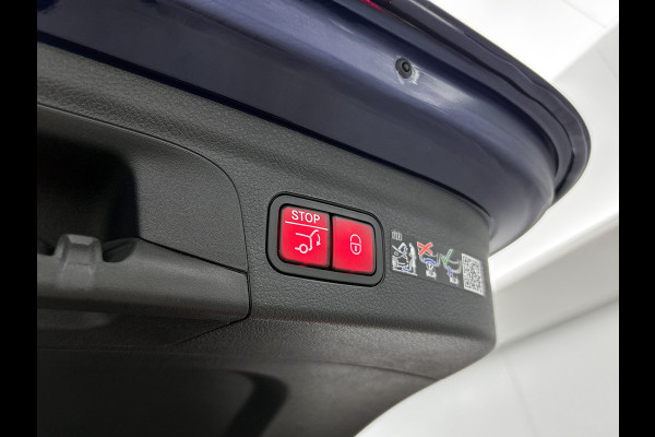 Mercedes-Benz GLE AMG 53 Hybrid 4MATIC+ Night Edition Premium Plus | Sierdelen AMG carbon | Trekhaak | AMG Nappaleder Exclusief STYLE | Stoelverwarming achter | 22 inch AMG velgen | Treeplanken | Rijassistentiepakket | Stoelventilatie voor |