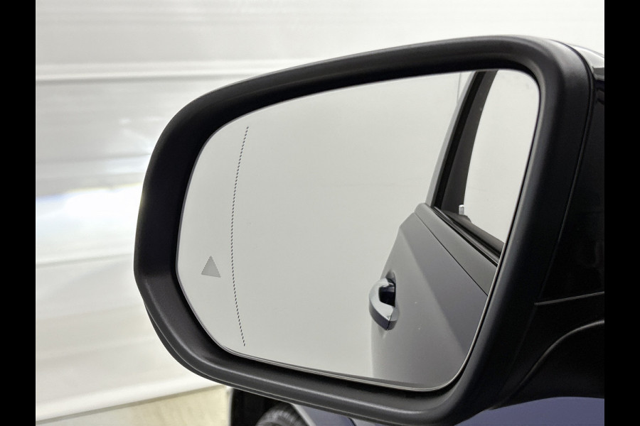 Mercedes-Benz GLE AMG 53 Hybrid 4MATIC+ Night Edition Premium Plus | Sierdelen AMG carbon | Trekhaak | AMG Nappaleder Exclusief STYLE | Stoelverwarming achter | 22 inch AMG velgen | Treeplanken | Rijassistentiepakket | Stoelventilatie voor |