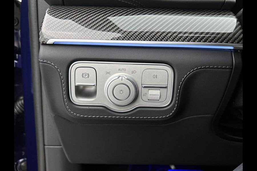 Mercedes-Benz GLE AMG 53 Hybrid 4MATIC+ Night Edition Premium Plus | Sierdelen AMG carbon | Trekhaak | AMG Nappaleder Exclusief STYLE | Stoelverwarming achter | 22 inch AMG velgen | Treeplanken | Rijassistentiepakket | Stoelventilatie voor |