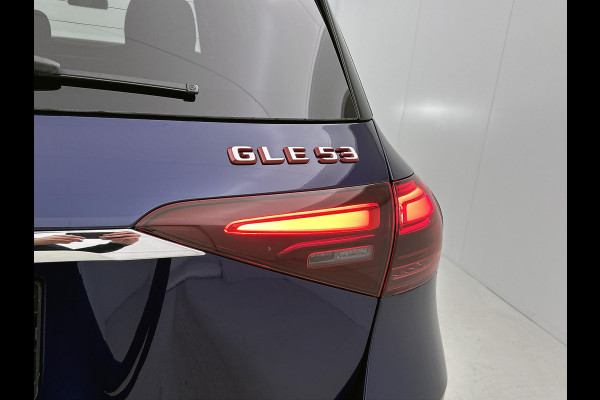 Mercedes-Benz GLE AMG 53 Hybrid 4MATIC+ Night Edition Premium Plus | Sierdelen AMG carbon | Trekhaak | AMG Nappaleder Exclusief STYLE | Stoelverwarming achter | 22 inch AMG velgen | Treeplanken | Rijassistentiepakket | Stoelventilatie voor |