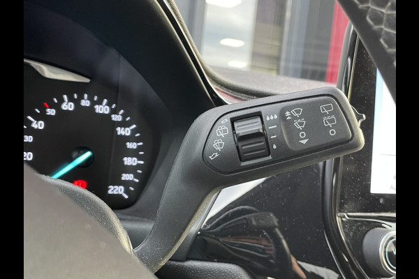 Ford Fiesta 1.0 EcoBoost Hybrid Titanium X | Vignale velgen 18"| Camera | Parkeersensoren V + A |