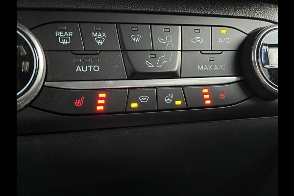 Ford Fiesta 1.0 EcoBoost Hybrid Titanium X | Vignale velgen 18"| Camera | Parkeersensoren V + A |