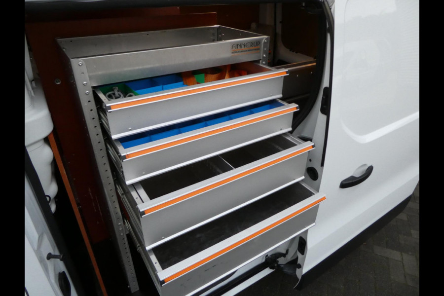 Renault Trafic 2.0 dCi 146pk, L1H1, 2xschuifdeur, LED, Xenon, Camera, 3-Zits.