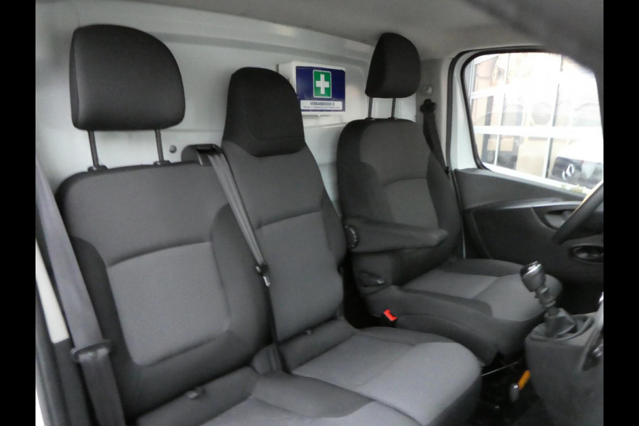 Renault Trafic 2.0 dCi 146pk, L1H1, 2xschuifdeur, LED, Xenon, Camera, 3-Zits.