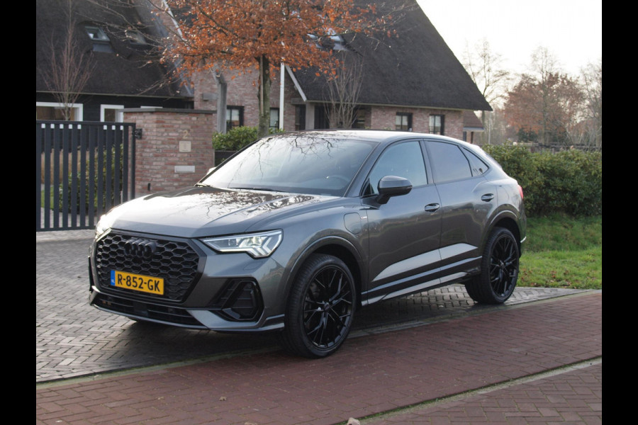 Audi Q3 Sportback 45 TFSI e S Edition | S-Line | 20 Inch | Black Optic Pakket | NL-Auto