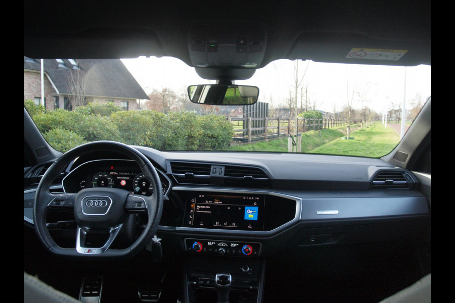 Audi Q3 Sportback 45 TFSI e S Edition | S-Line | 20 Inch | Black Optic Pakket | NL-Auto