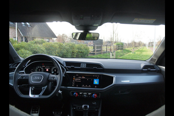 Audi Q3 Sportback 45 TFSI e S Edition | S-Line | 20 Inch | Black Optic Pakket | NL-Auto
