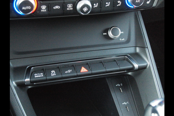 Audi Q3 Sportback 45 TFSI e S Edition | S-Line | 20 Inch | Black Optic Pakket | NL-Auto