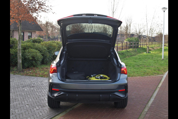 Audi Q3 Sportback 45 TFSI e S Edition | S-Line | 20 Inch | Black Optic Pakket | NL-Auto