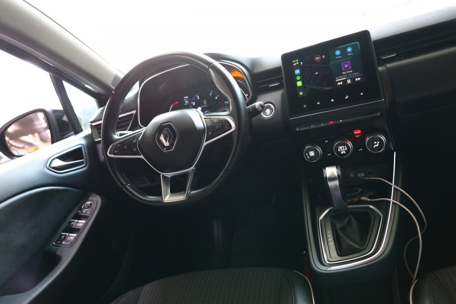 Renault Clio 1.3 TCe Intens AUTOMAAT NAVI CARPLAY CAMERA PDC '20