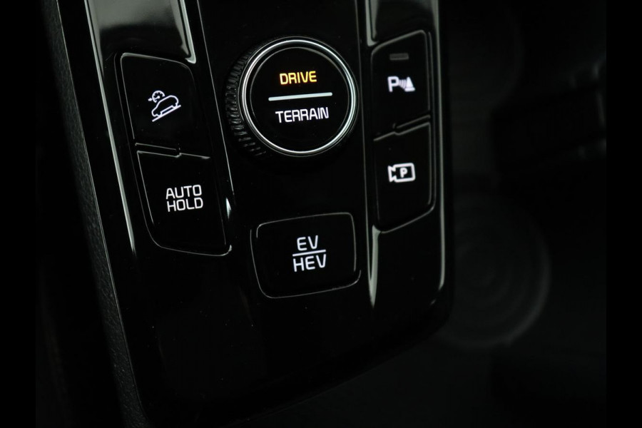 Kia Sportage 1.6 T-GDI Plug-in Hybrid AWD DynamicLine | Adaptive cruise | Carplay | Camera | Climate control | Navigatie | Digital Cockpit | PHEV