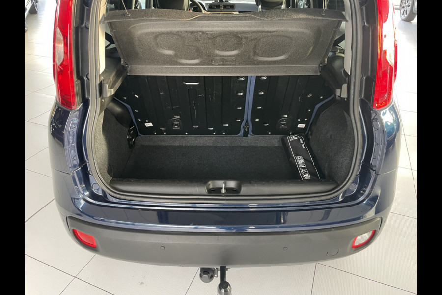 Fiat Panda 0.9 TwinAir Turbo 80 PK Airco - Parkeersensoren achter -  5 zitplaatsen - Radio/Cd speler - Elektrische ramen voor - Centrale vergrendeling - Start/stop systeem