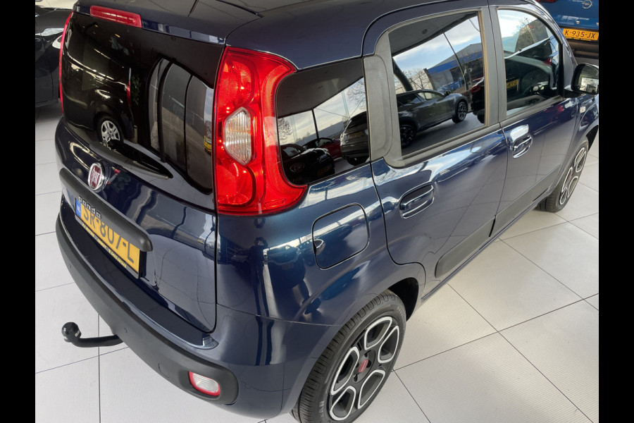 Fiat Panda 0.9 TwinAir Turbo 80 PK Airco - Parkeersensoren achter -  5 zitplaatsen - Radio/Cd speler - Elektrische ramen voor - Centrale vergrendeling - Start/stop systeem