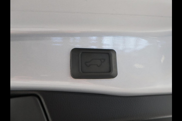Toyota RAV4 2.5 PLUG-IN HYBRID AWD 4WD 306 PK *12.058 KM* + STOELVERW. V+A | STUURVERW. | CAMERA |