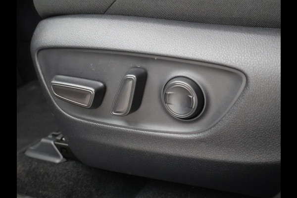 Toyota RAV4 2.5 PLUG-IN HYBRID AWD 4WD 306 PK *12.058 KM* + STOELVERW. V+A | STUURVERW. | CAMERA |
