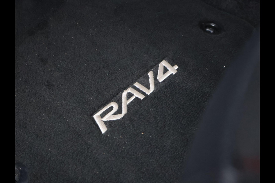 Toyota RAV4 2.5 PLUG-IN HYBRID AWD 4WD 306 PK *12.058 KM* + STOELVERW. V+A | STUURVERW. | CAMERA |