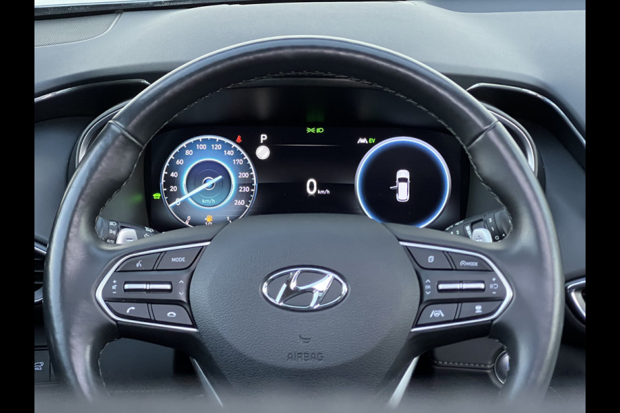Hyundai Santa Fe 1.6 T-GDI PHEV Premium Plus Sky | Trekhaak | Leder | Pano | Krell Audio