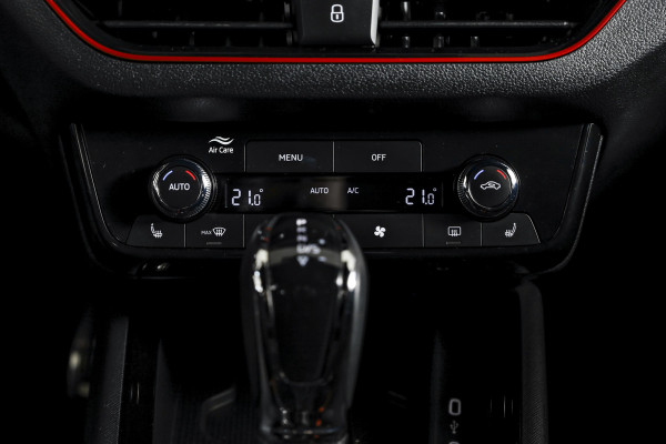 Škoda Kamiq 1.5 TSI ACT 150 PK Sport Business - Automaat | Dig. Cockpit | Cruise | Stoelverw. | PDC | Camera | App. Connect | ECC | DAB | LM 18" | 3979