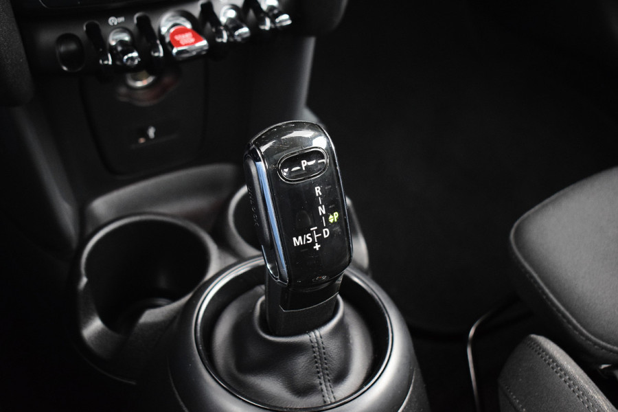 MINI Mini 1.5 Cooper Chili | Apple CarPlay | Pano | Half Leer | Sportstoelen