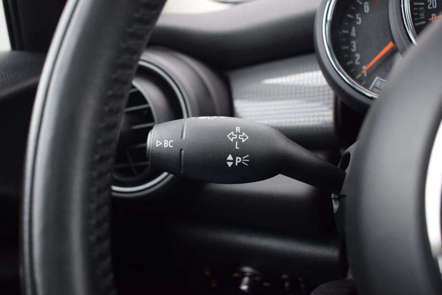 MINI Mini 1.5 Cooper Chili | Apple CarPlay | Pano | Half Leer | Sportstoelen