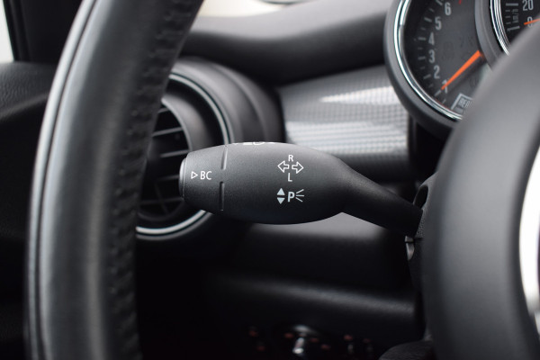 MINI Mini 1.5 Cooper Chili | Apple CarPlay | Pano | Half Leer | Sportstoelen