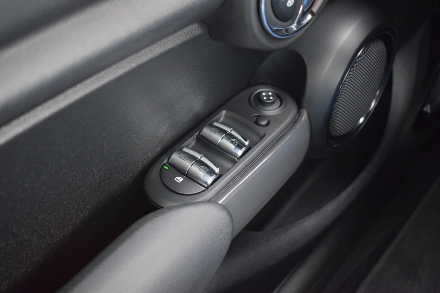 MINI Mini 1.5 Cooper Chili | Apple CarPlay | Pano | Half Leer | Sportstoelen