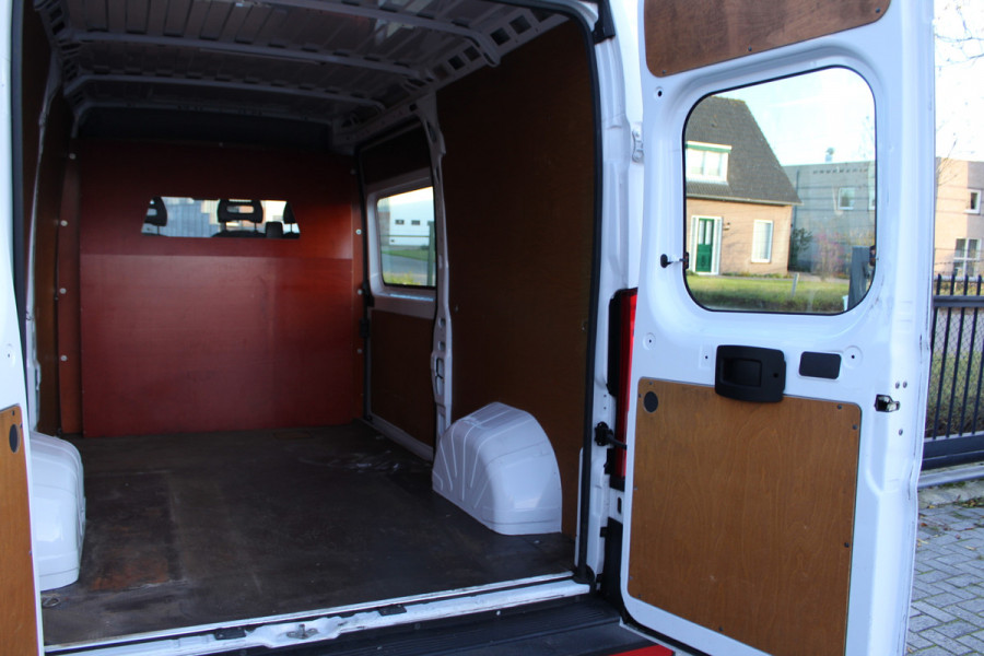 Fiat Ducato 35H 3.0 Natural Power L2H2 ✓ 3000KG trekgewicht ✓ 3-zits ✓ airco ✓ camera