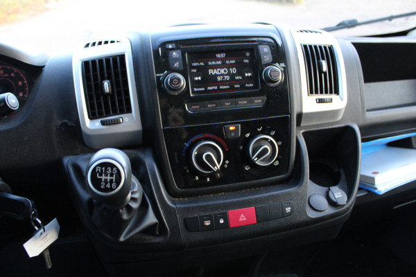 Fiat Ducato 35H 3.0 Natural Power L2H2 ✓ 3000KG trekgewicht ✓ 3-zits ✓ airco ✓ camera