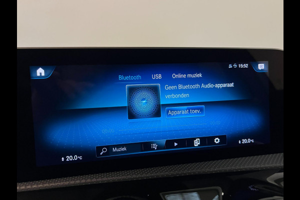 Mercedes-Benz A-Klasse 180d / AMG / Trekhaak / Stoelverwarming