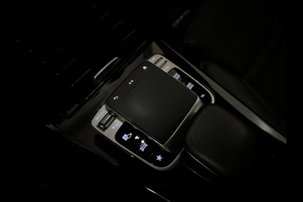 Mercedes-Benz A-Klasse 180d / AMG / Trekhaak / Stoelverwarming