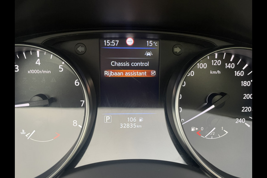Nissan QASHQAI 1.3 DIG-T Tekna | Pano-Dak | Trekhaak | Carplay | Bose | Navi | Camera | Climate