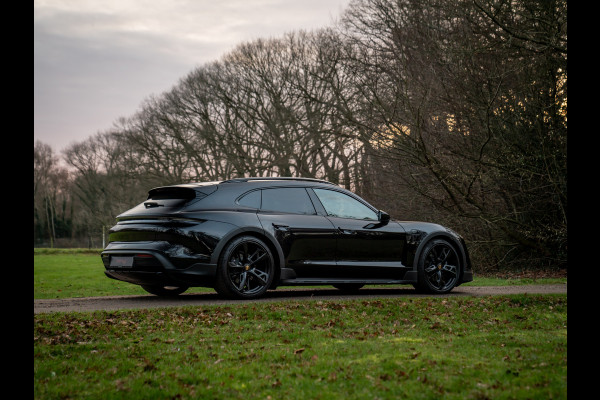 Porsche Taycan Cross Turismo 4 93 kWh | Porsche Approved 11/2026 | Pano-dak | Luchtvering | Adapt. Sportstoelen | PLDS+ | Adapt. cruise | GT Sportstuur