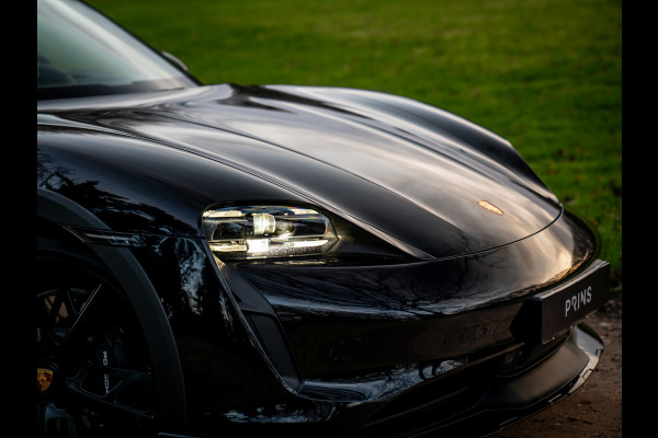 Porsche Taycan Cross Turismo 4 93 kWh | Porsche Approved 11/2026 | Pano-dak | Luchtvering | Adapt. Sportstoelen | PLDS+ | Adapt. cruise | GT Sportstuur