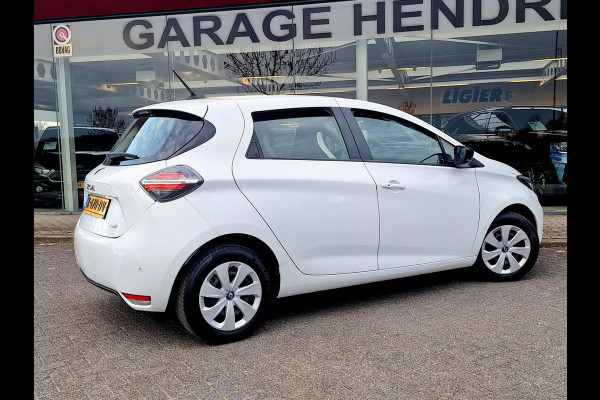 Renault ZOE R110 Life 52 kWh | Koop-Accu | 3 Fase | Grootste Batterij | Navi | Climate | occasion