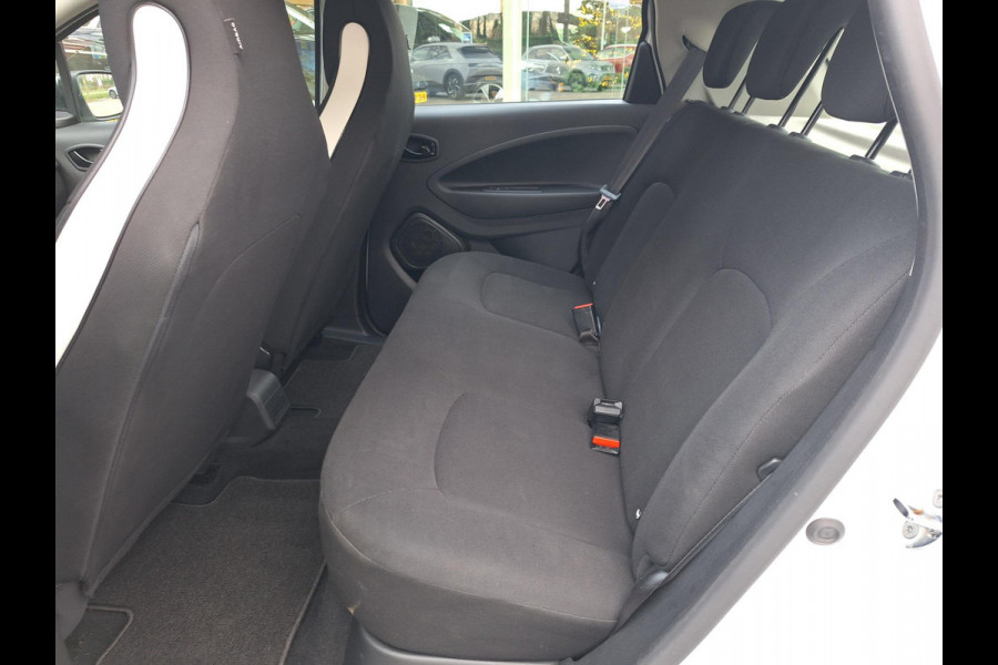 Renault ZOE R110 Life 52 kWh | Koop-Accu | 3 Fase | Grootste Batterij | Navi | Climate | occasion