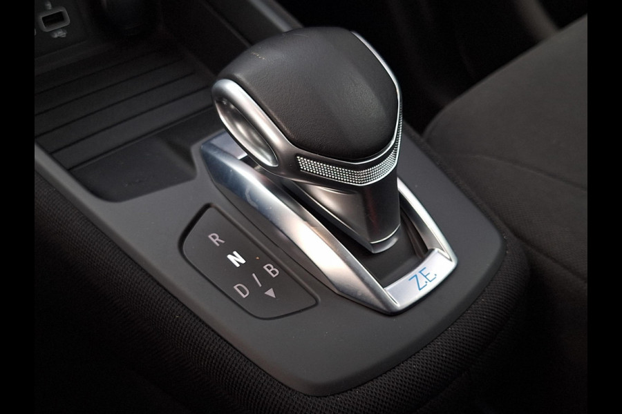 Renault ZOE R110 Life 52 kWh | Koop-Accu | 3 Fase | Grootste Batterij | Navi | Climate | occasion