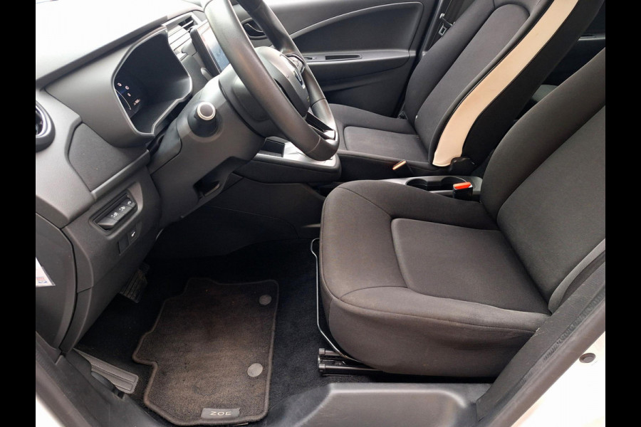 Renault ZOE R110 Life 52 kWh | Koop-Accu | 3 Fase | Grootste Batterij | Navi | Climate | occasion