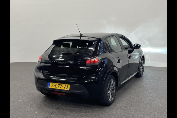 Peugeot e-208 EV Active Pack 50 kWh SOH 95% Navigatie Apple Carplay/Android Auto Parkeersensoren achter Cruise Control Full Led Climate Control Lichtmetalen velgen