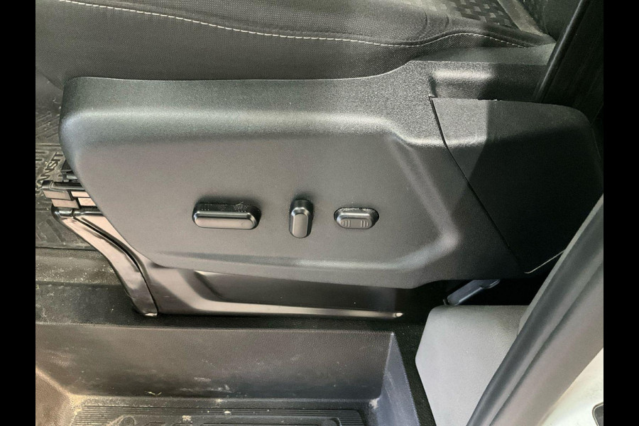 Ford Transit 350 2.0 TDCI L3H2 Trend 130pk | Navigatie Pack | Safety en Comfort Pack | Trekhaak